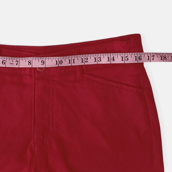 NWOT JOHN'S BAY WOMEN'S RED BERMUDA SHORTS INSEAM 11". SIZE 10 - Picture 5 of 11
